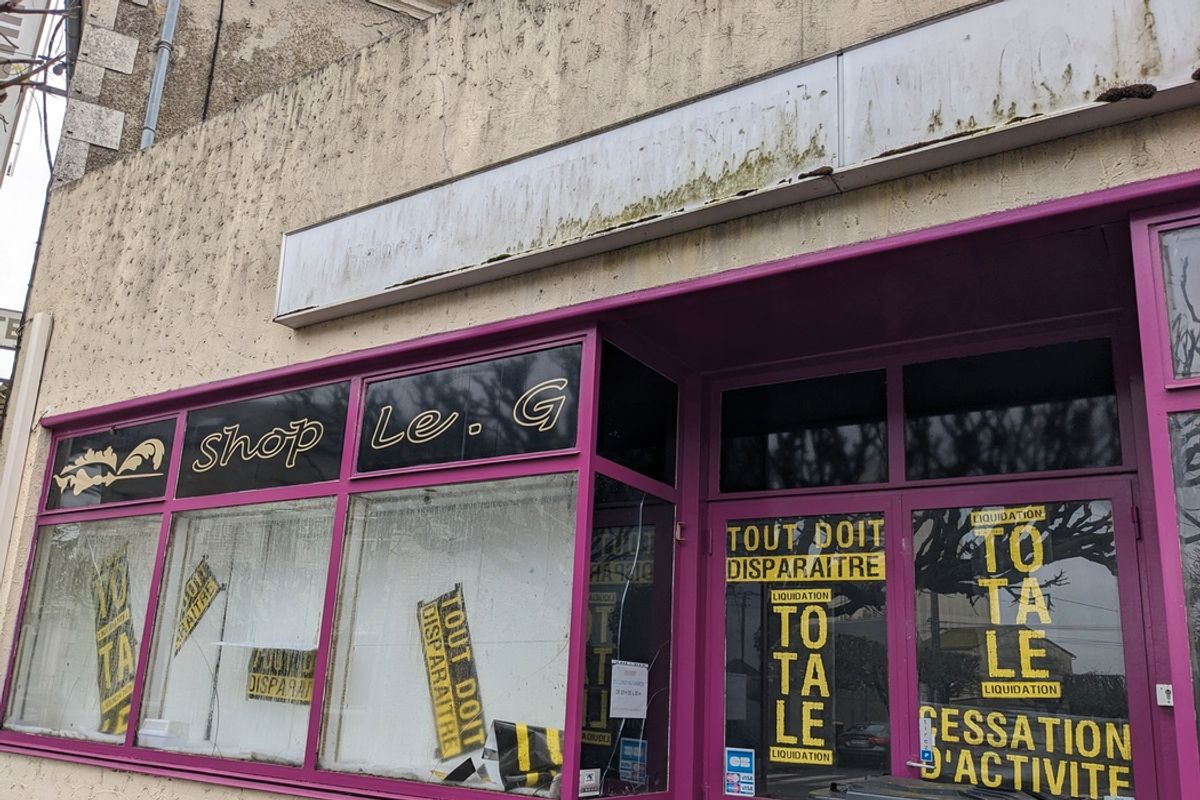 Le Dernier Sex Shop Du Nord Du Loiret Va Fermer Ses Portes La R Publique Du Centre