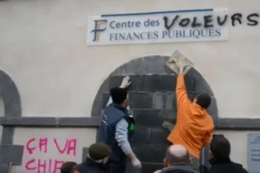 Fake news : la vidéo d'une manifestation d'agriculteurs à Saint-Flour associée aux "gilets jaunes" fait le buzz