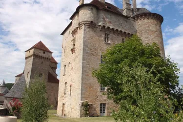 CP La fête médiévale s'invite aux châteaux