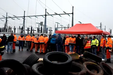 Négociations salariales à Constellium à Issoire (Puy-de-Dôme) : "Personne n'est satisfait", déplorent les syndicats