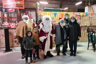 Le Père Noël a rendu visite aux enfants