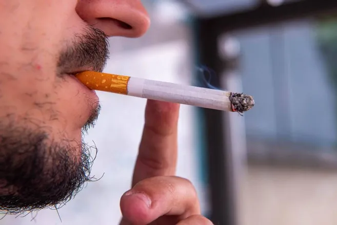 Hausse des prix du tabac au 1er janvier 2026 : les nouveaux prix des  cigarettes, paquet par paquet - Le Pays Roannais