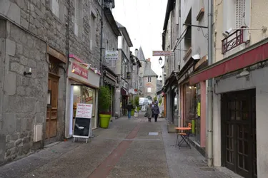 Covid-19 : la Ville d'Ussel (Corrèze) va prendre en charge la moitié des loyers des commerces fermés