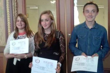 Trois jeunes poètes récompensés