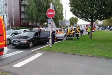 Une collision entraîne un ralentissement au carrefour des Pistes, à Clermont-Ferrand