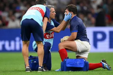 Coupe du monde : Antoine Dupont souffre d'une fracture de la mâchoire, une décision définitive prise sous 72 heures