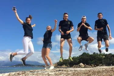 L’équipe de triathlon du lycée Bossuet participe en Corse, depuis hier, au championnat de France