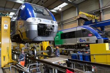Des engins et outils hors normes pour assurer la maintenance des trains régionaux à Clermont