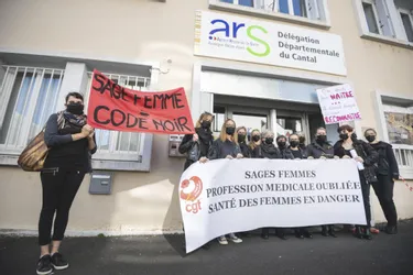 Les sages-femmes du Cantal manifestent leurs inquiétudes et leur ras-le-bol