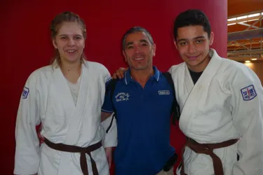 Marianne Breton et Théo Rezib décrochent la ceinture noire de judo