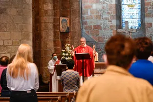 Messe de la Pentecôte à l'église Saint-Pierre à Montluçon : "c'est assez particulier, mais on n'a pas vraiment le choix"