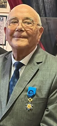 Claude Richer, officier dans l’ordre national du Mérite - La République ...