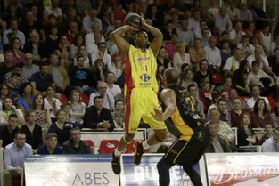 Basket / Pro B : la JAVCM s'impose face à Saint-Quentin (85-74)
