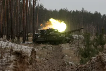 Guerre en Ukraine : l'armée russe dit avoir achevé la conquête de Soledar, Kiev dément