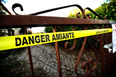 Amiante : les écoles sous étroite surveillance à Brive (Corrèze)