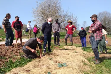 En Corrèze, les paysans de la Fédération Civam Limousin planchent sur l'agriculture de demain