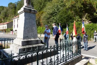 Un hommage aux réfugiés espagnols à Châteauneuf-les-Bains (Puy-de-Dôme)