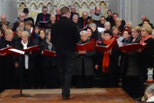 Croquantes et Gan’A Capella ont chanté Noël à l’église