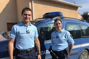 Émilie Chevallet et Pierre Bellair nouveaux gendarmes à la brigade
