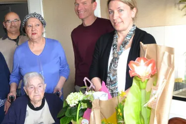 Jeanne Bouchard fête ses 103 ans