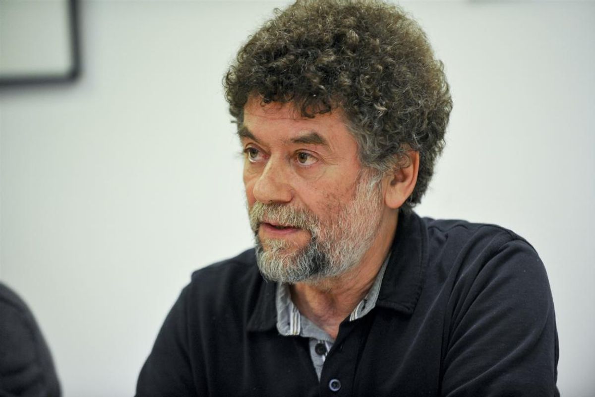 Ancien élu communiste à Fleury-les-Aubrais et conseiller général, Alain ...