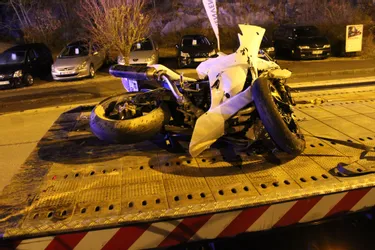 Un motard tué dans la collision avec une voiture à Pontgibaud