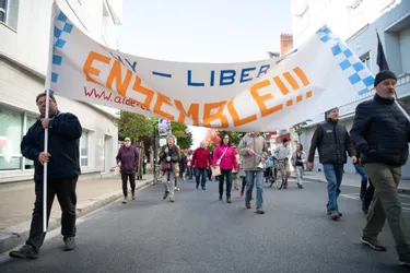 Une centaine de manifestants anti-pass sanitaire réunis à Vichy (Allier)