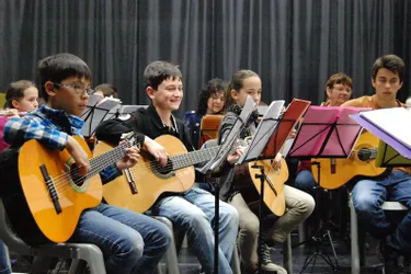 Les jeunes musiciens et chanteurs de l’école de pays Mélodica seront ce soir au Centre culturel