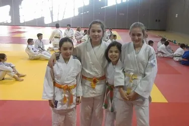 Les jeunes judokates en stage