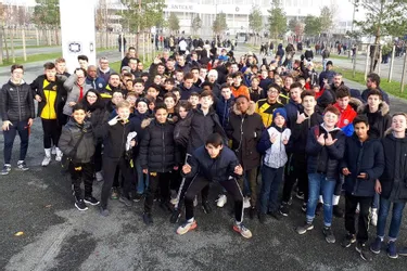 Les jeunes du Cosnac FC à Bordeaux