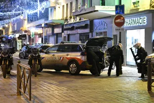 Prise d'otages à Paris : le forcené interpellé, aucune otage n'est blessée