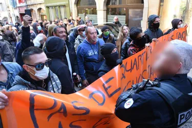 Tensions au Puy-en-Velay en marge d'une conférence de l'extrême droite