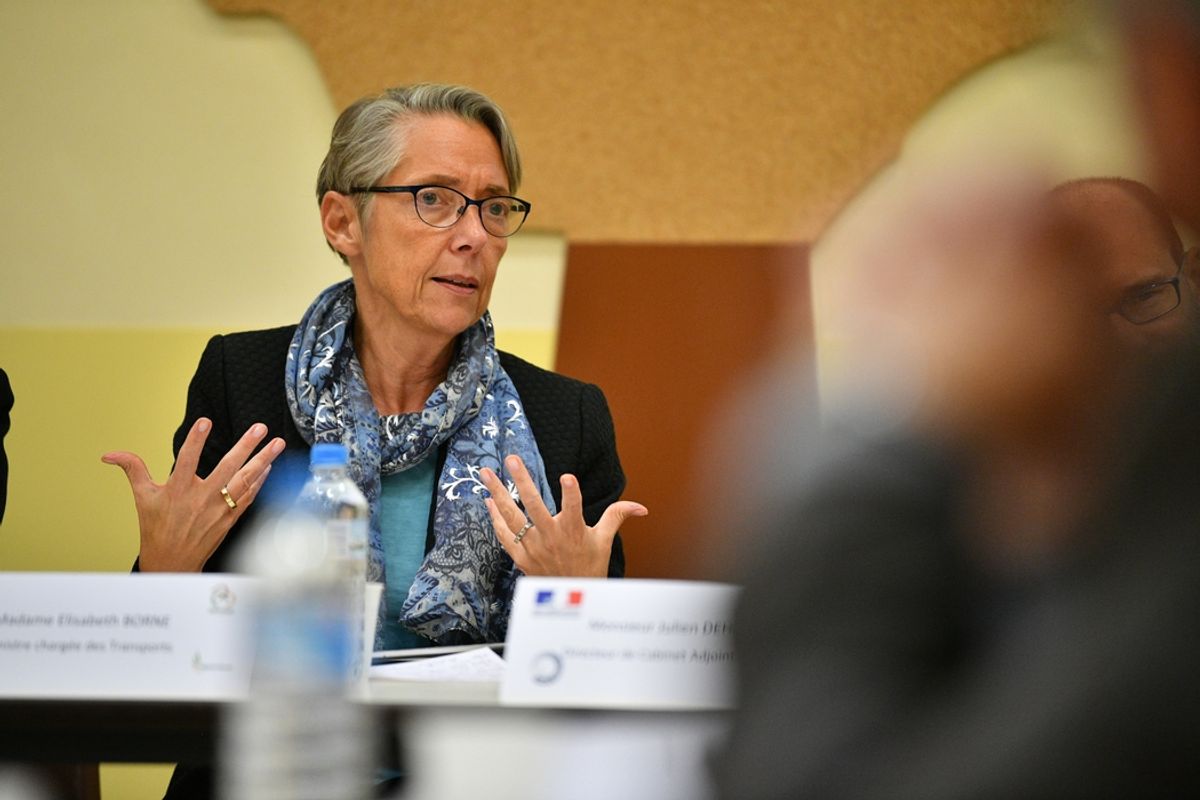La ministre du Travail Elisabeth Borne se rend en Eure-et-Loir, ce ...