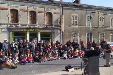 A Saint-Eloy-les-Mines (Puy-de-Dôme), le Bancal lance une campagne de financement participatif pour acheter ses locaux