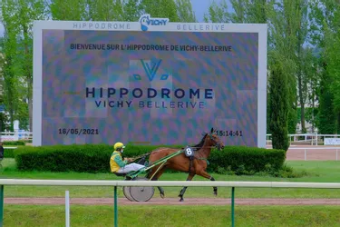 L’hippodrome de Vichy-Bellerive (Allier) attend son public avec impatience dès jeudi