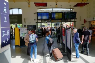 SNCF : 1 TER sur 4 et 5 Intercités sur 8 ce lundi en Auvergne-Rhône-Alpes