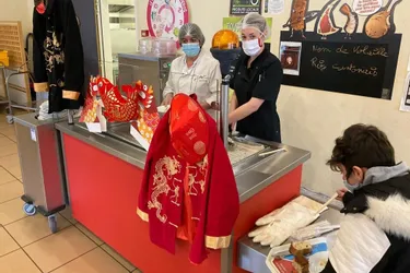 Des saveurs chinoises à la cantine des écoles de Volvic (Puy-de-Dôme)