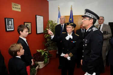 Clermont: hommage ému à deux policiers résistants