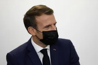 Covid-19 : la France s'achemine vers "plus de restrictions" affirme Emmanuel Macron