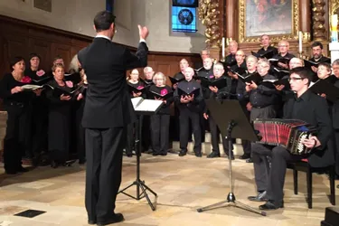 Deux belles chorales unies pour un concert de Noël à Ussac
