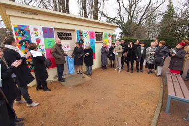 L’école maternelle La Colline a fêté ses 40 ans en inaugurant une fresque réalisée par les enfants
