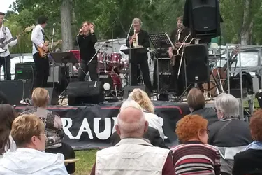 La musique déjà en fête à l’étang de Sault
