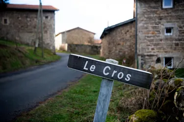 Gendarmes tués à Saint-Just (Puy-de-Dôme) : "On se dit c'est un cauchemar, comment on peut en arriver là ?"
