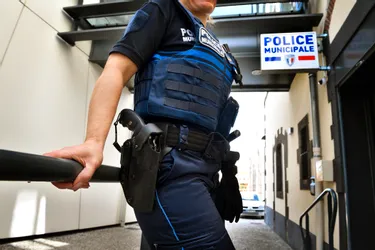Armement des policiers municipaux : où en est-on en dans le Puy-de-Dôme ?