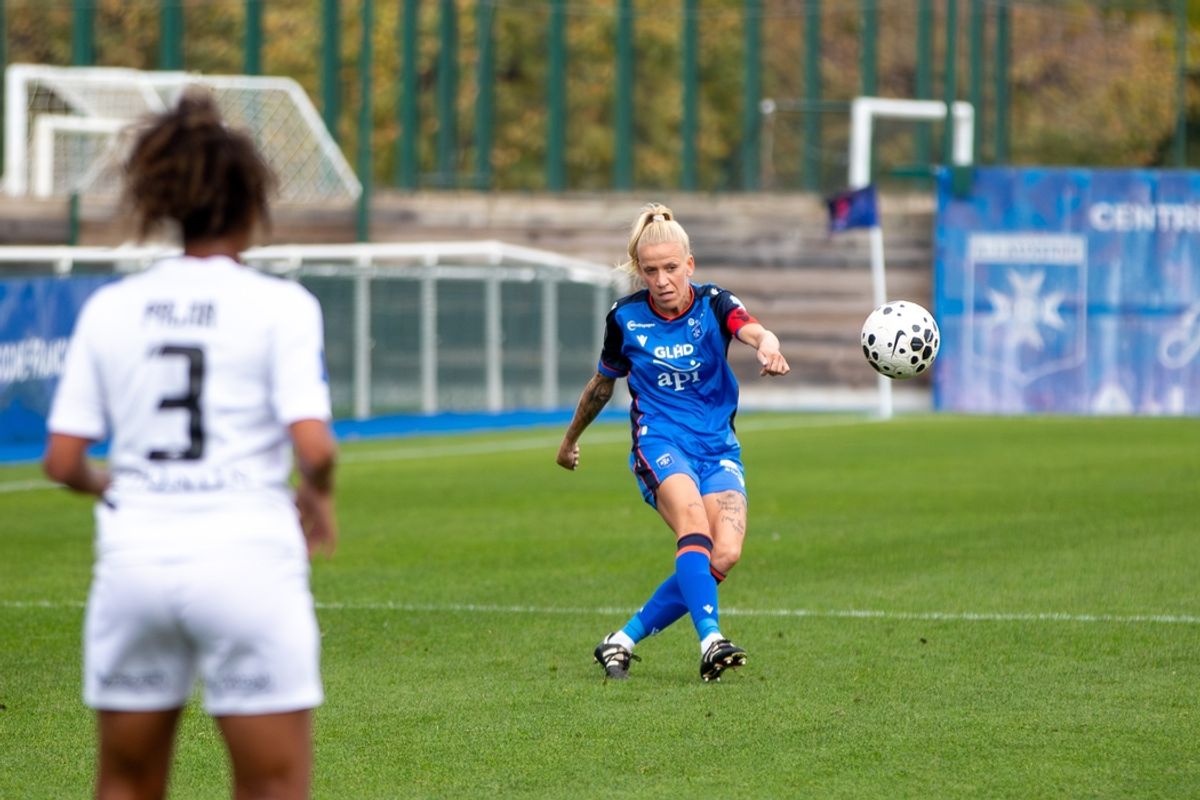 « On est meilleures sous pression » : les féminines de l'AJA passent en mode chasseuses dans la course à la montée