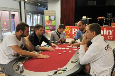 80 participants au tournoi du Montluçon Poker Club