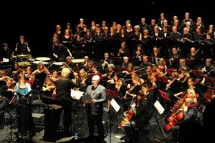 L’orchestre symphonique des Dômes a présenté des œuvres de Raynal, Beethoven et Bizet