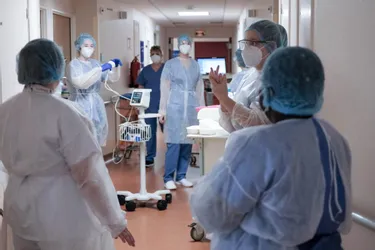 On déplore 69 décès en une semaine dans les hôpitaux d'Auvergne