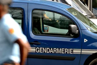 Haute-Loire : suspectés de cambriolage, ils se rendent aux gendarmes