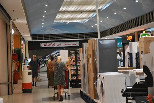 Avec le chantier de la galerie marchande, l'Intermarch de Joigny entre  dans sa dernire phase de modernisation - L'Yonne Rpublicaine